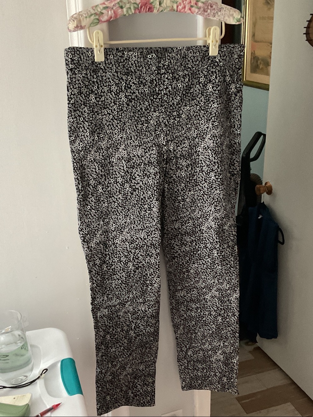 G017: Women's Black & White Polka Dot Capri Pants